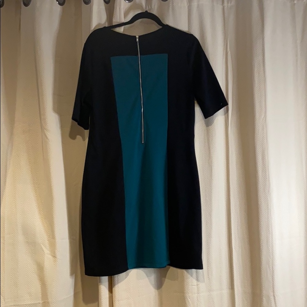 Color Block Dress - Picture 5 of 5